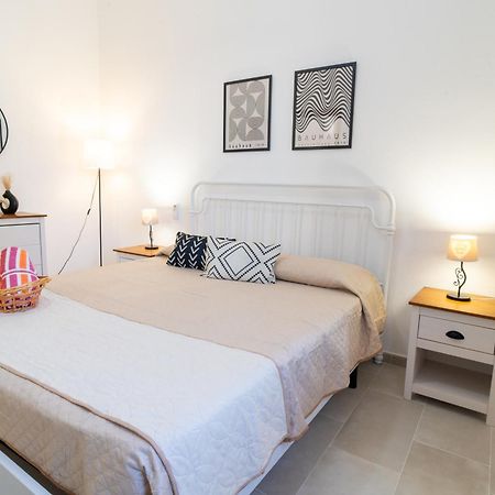 Casa Vacanze Verdemare Con Piscina 리베라 외부 사진