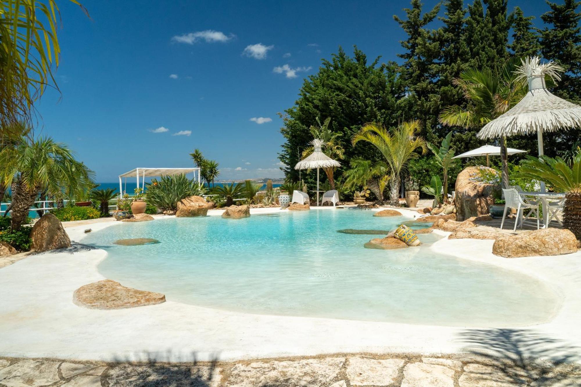 Casa Vacanze Verdemare Con Piscina 리베라 외부 사진