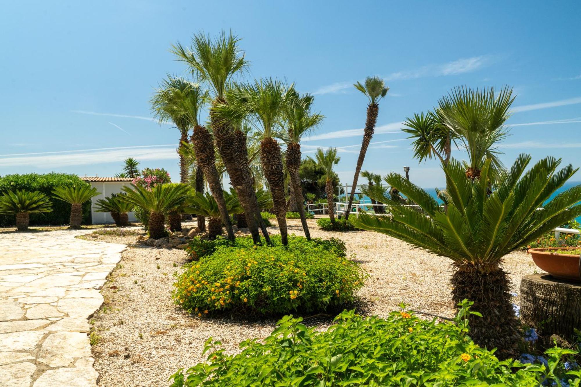 Casa Vacanze Verdemare Con Piscina 리베라 외부 사진
