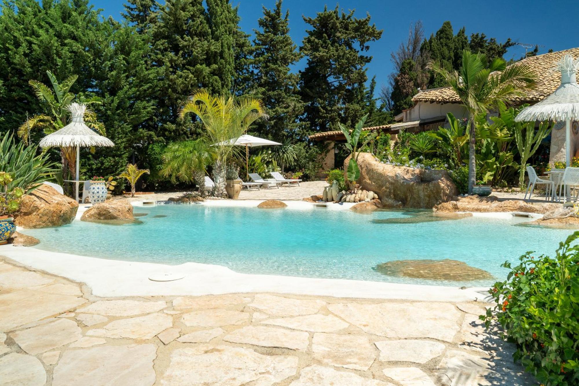 Casa Vacanze Verdemare Con Piscina 리베라 외부 사진