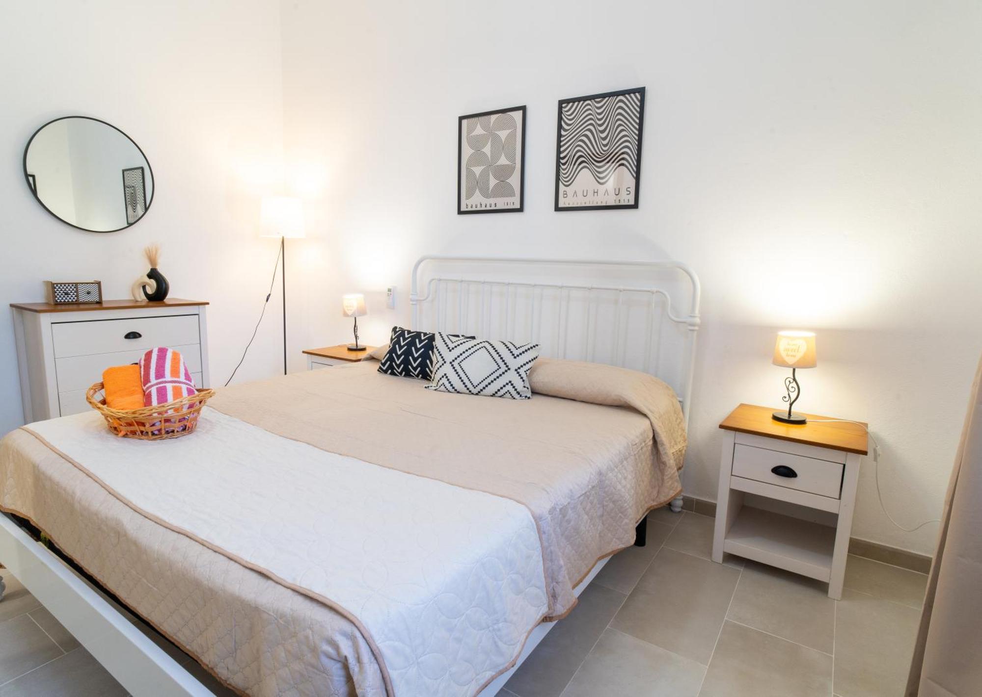 Casa Vacanze Verdemare Con Piscina 리베라 외부 사진